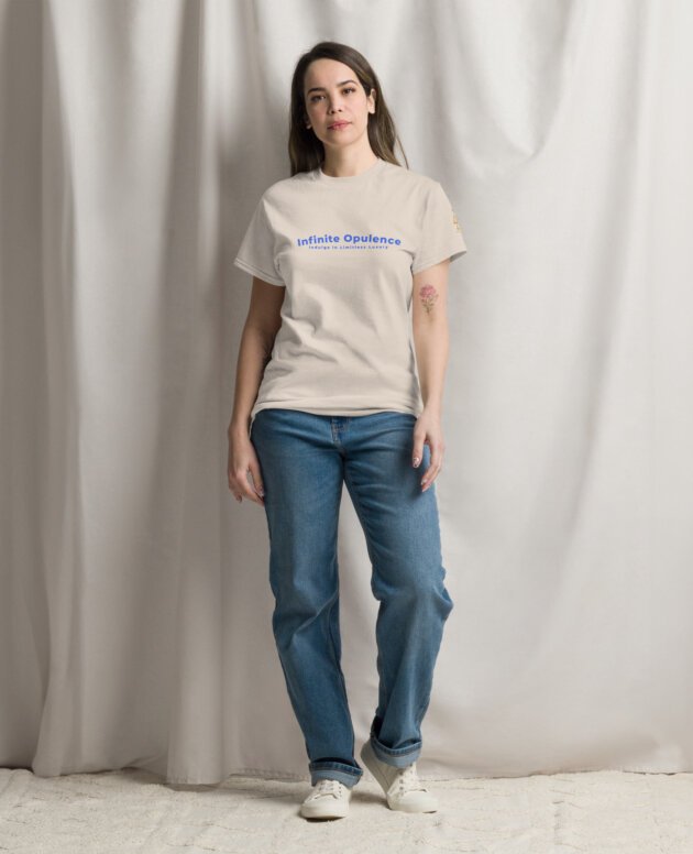 Women's classic tee